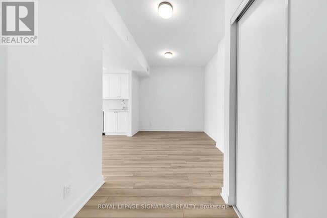 Photo - 51 Clarington Blvd Unité 327