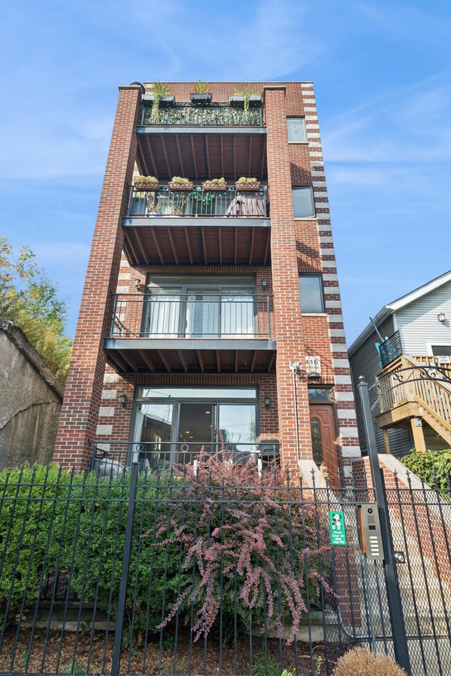 Building Photo - 416 N Ada St Unit 1