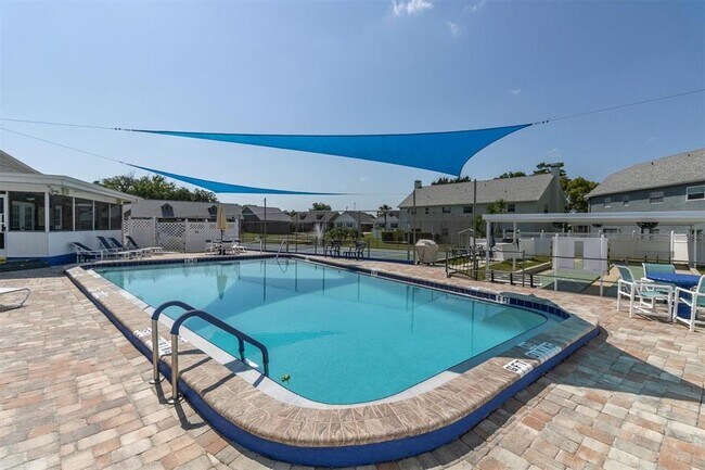 Photo - 6650 Hickorywood Ln Unit 6650