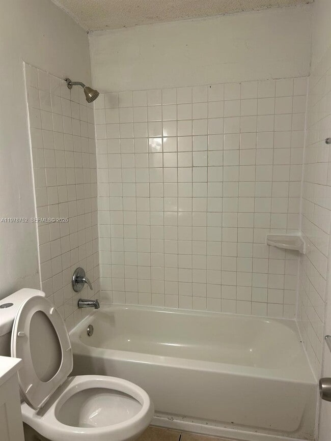 Photo - 1631 SW 44th Ave Unit 1-3