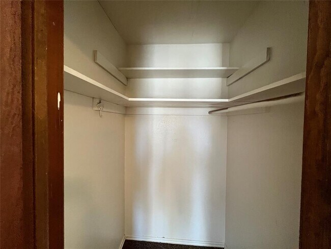 Photo - 716 Smalley Dr