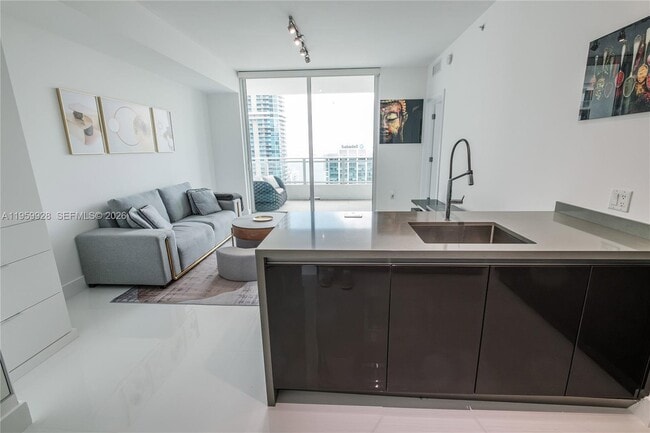 Photo - 1080 Brickell Ave Unit 3904