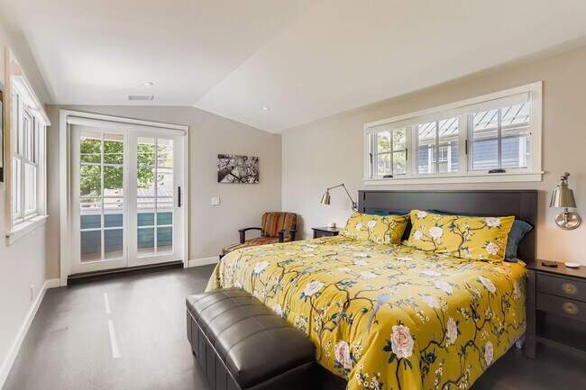 Photo - Beautiful Fully Furnished New Build in Newlands