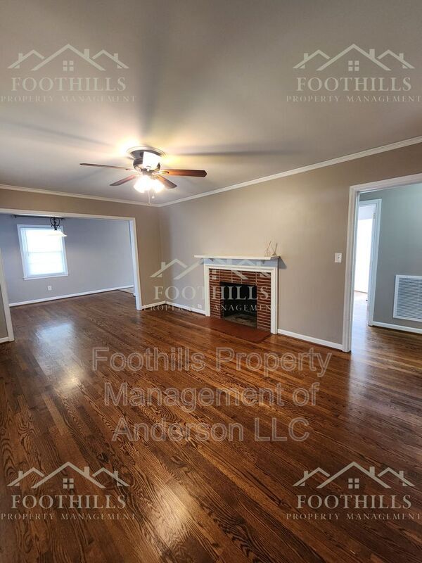 Photo - 404 Concord Ave