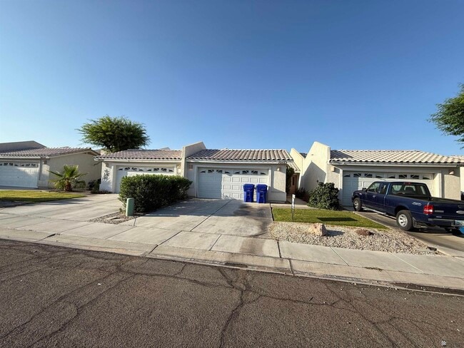 Building Photo - 10723 E 34th St Rental