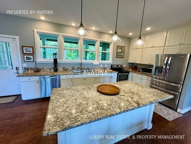 249 N Kainalu Dr