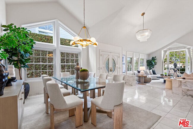 Photo - 7538 W 81st St