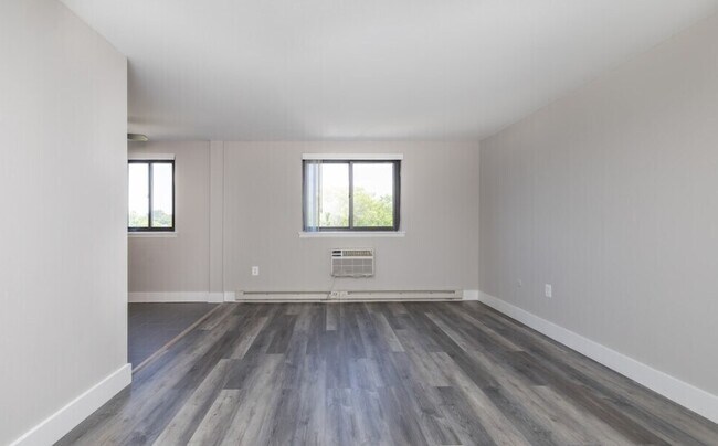 Photo - Garner House Apartments
