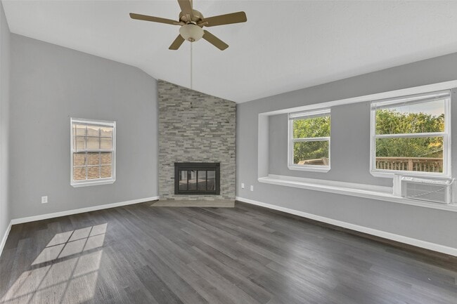 Photo - 18619 Haughland Dr
