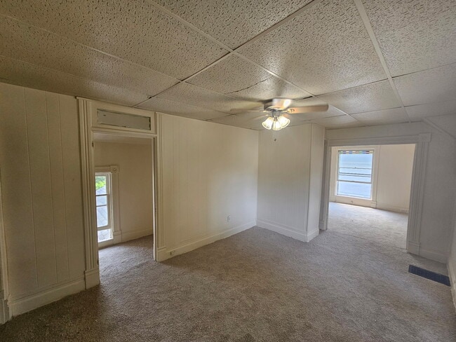 Photo - 122 Oak St Unit 122 1/2 Oak St