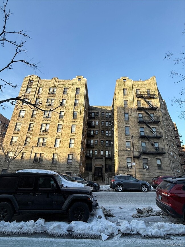 Building Photo - 50-05-50-43 43rd Ave Unit 1L