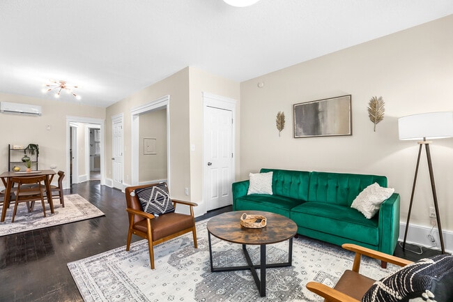 Photo - 3402 Brush St Unidad 1