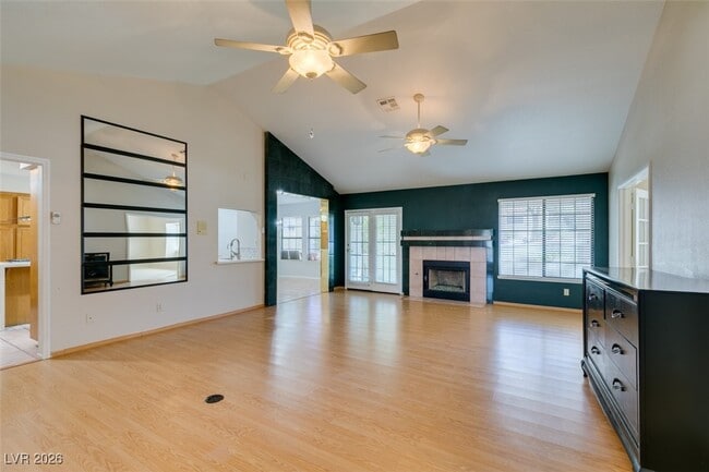 Photo - 224 Garfield Dr