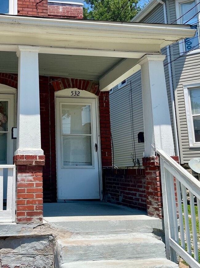 Photo - 526-532 E 8th St. Unit 532