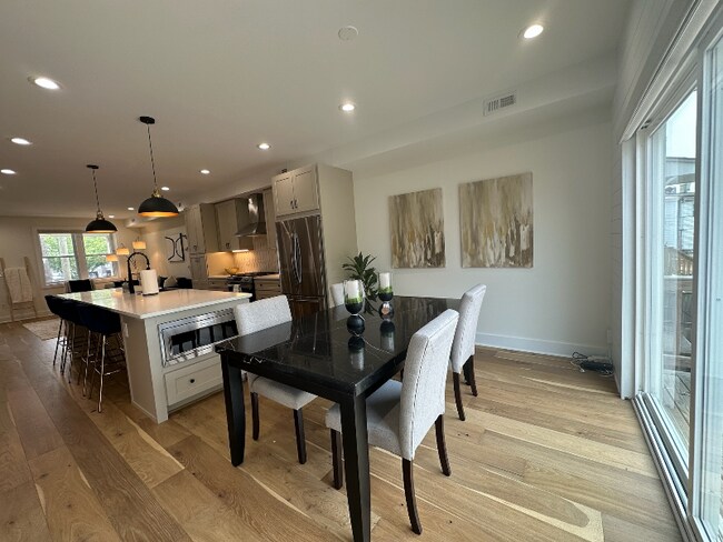 Photo - 243 Missouri Ave NW