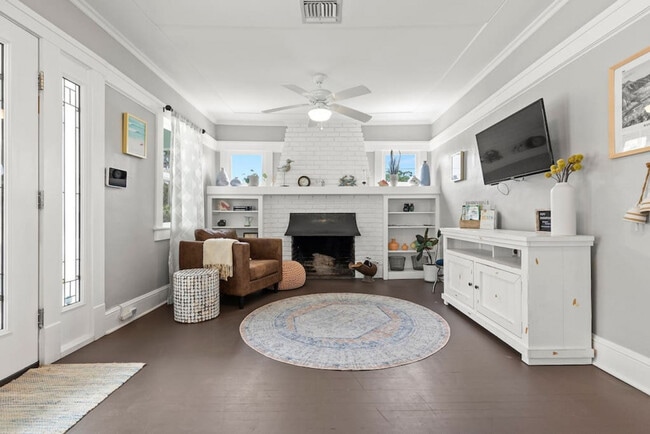 Photo - 520 22nd St W Unit ID1071597P