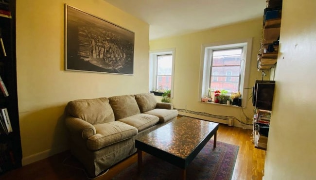 Photo - 459 Irving Ave