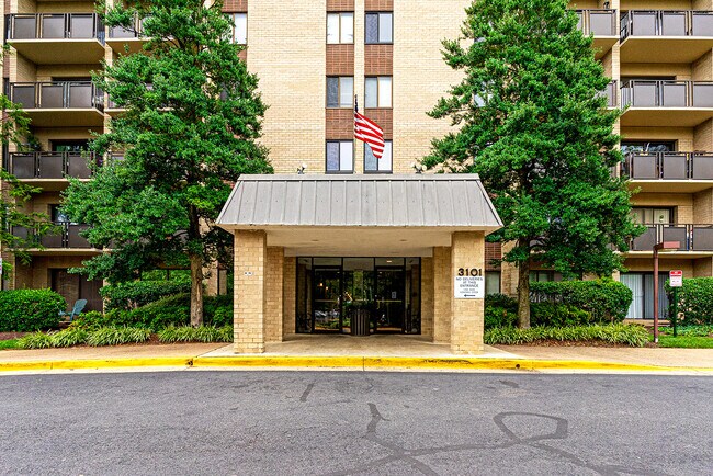 Photo - 3101 S Manchester St Unidad 620