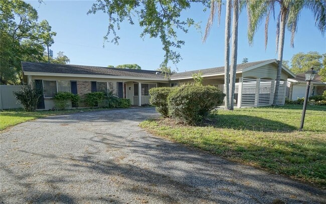Building Photo - 10411 Butia Pl