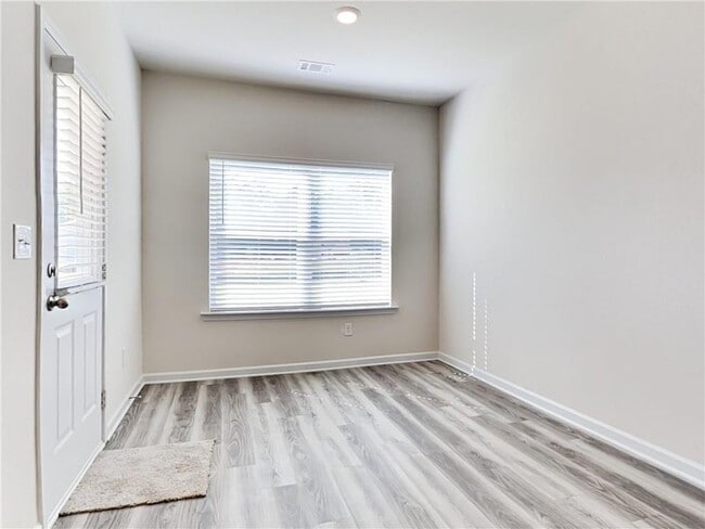 Photo - 1208 Fendt Dr