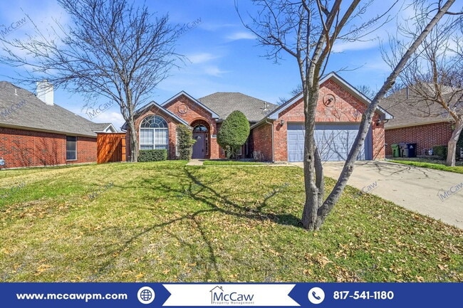 Building Photo - 1915 Paloma Way