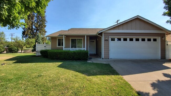 Building Photo - North Albany 3 Bedroom - Available in October Rental