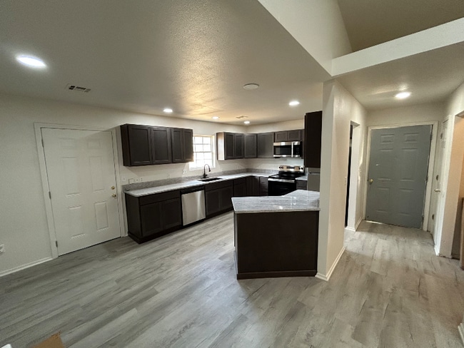 Photo - 63171 E 291 Rd Unit 63171