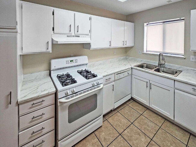 Photo - 305 S Richmond Rd Unidad B