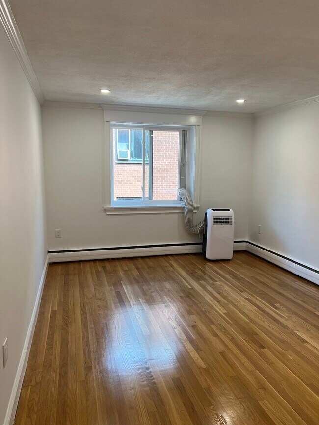 Photo - 197 Kent St Unit 34