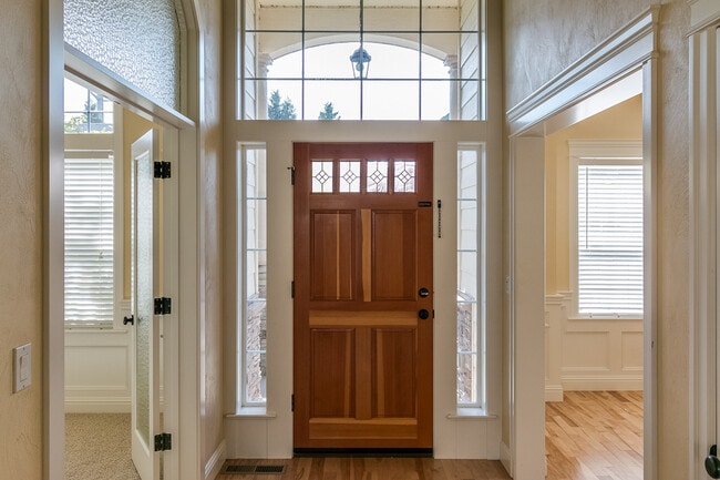 Photo - Beautiful 4-Bedroom, 3-Bath Home With Central Heat & A/C!