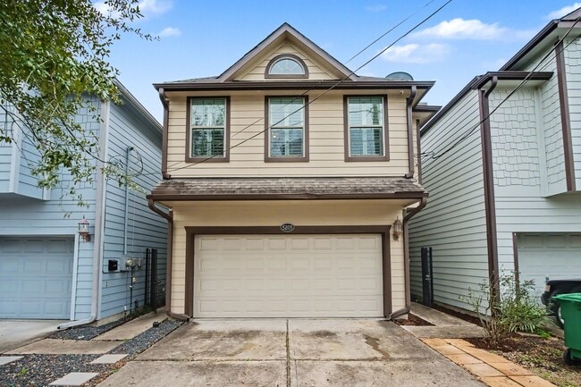 Building Photo - 5205 Larkin St