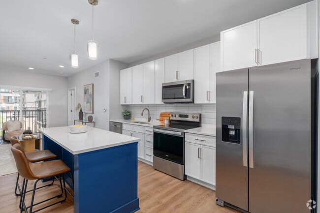1BR, 1BA - 760SF - Kitchen