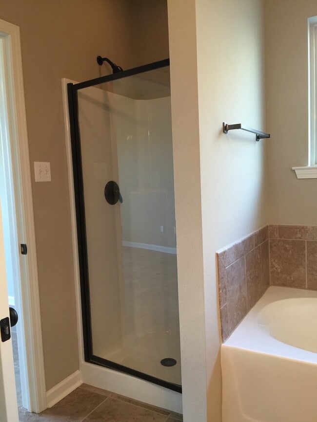 Photo - New Lake Front Home in Magnolia Lakes off ...