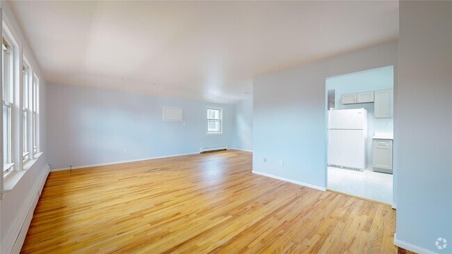 Building Photo - 221-19 Fairbury Ave Rental