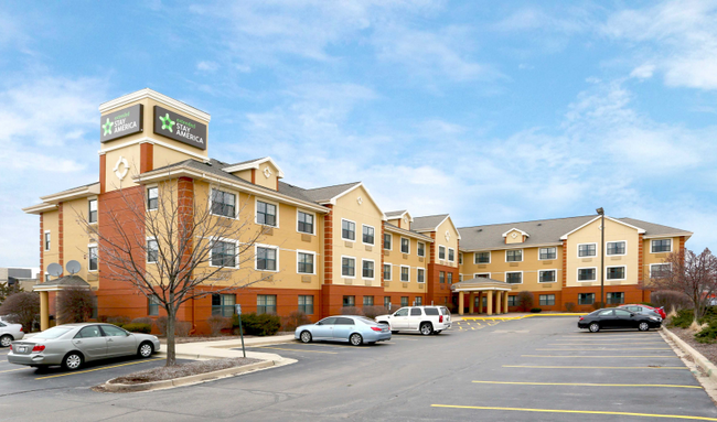 Exterior - Furnished Studio - Schaumburg Rental