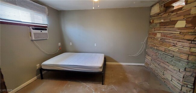 Photo - 2532 N Arrowhead St Townhome