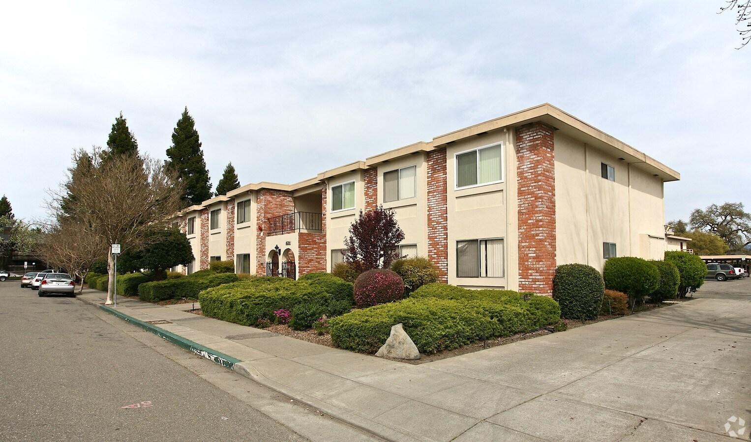 Photo - El Prado Apartments