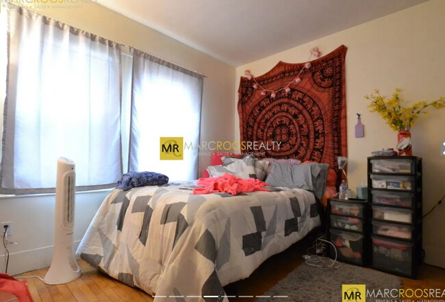 Photo - 331 Faneuil St