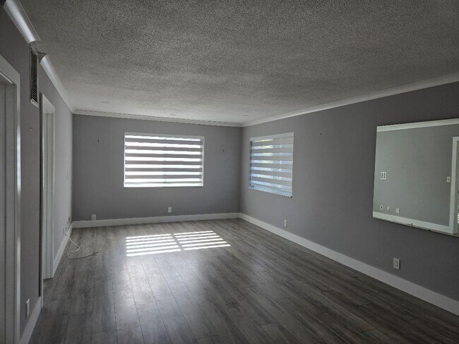 669 W Oakland Park Blvd Unidad 205B