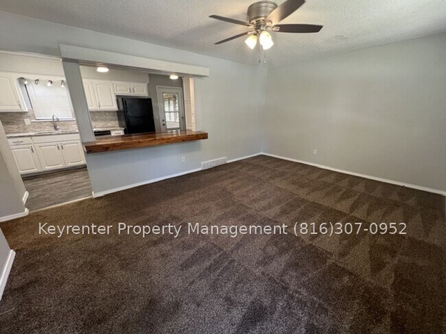 187 Lee Dr