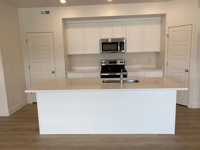 Photo - 551 S 1020 W Unit 303