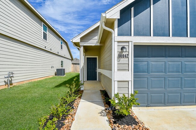 Photo - 14042 Chinook Dr