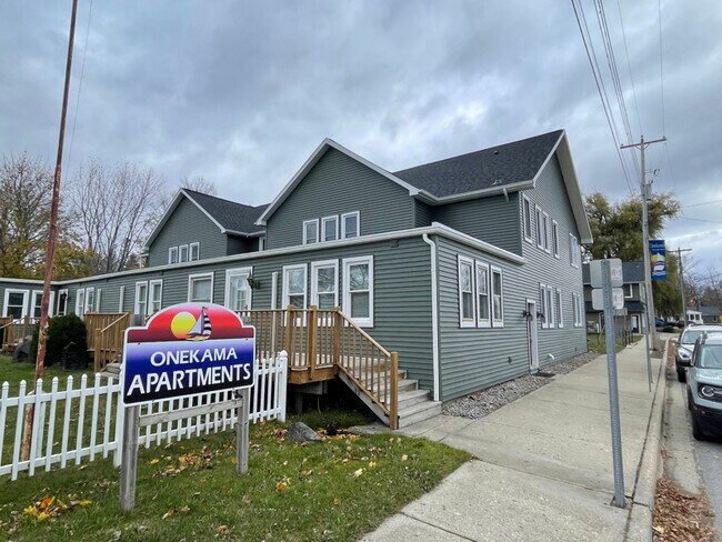 Building Photo - 5098 Main St