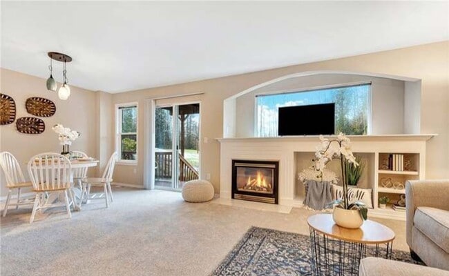 Photo - Available NOW - 3bd Home on Gleneagle's 14...