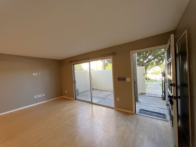 Single Level Condo in Nice SLO Community - Single Level Condo in Nice SLO Community