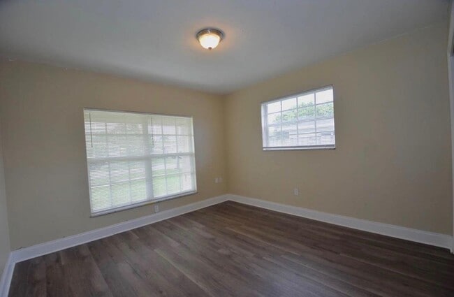 Photo - 1553 NW 158th Ave