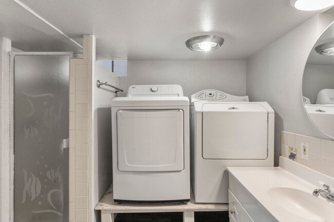 Photo - 2255 S Gilpin St