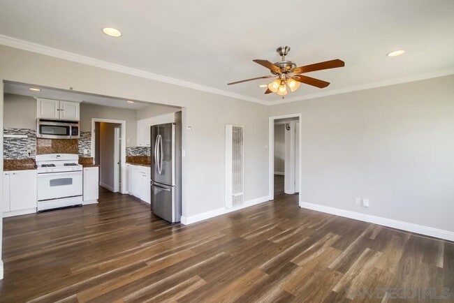 Photo - 6327 Newsome Dr