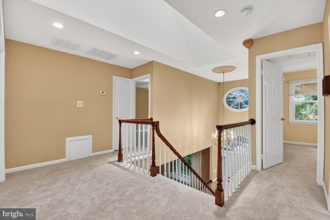 Photo - 7435 Crestberry Ln