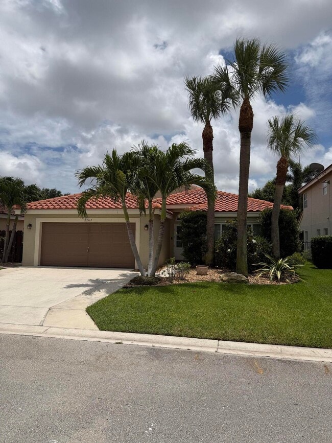 Photo - 8202 White Rock Cir